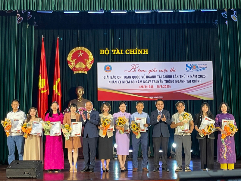 Phóng viên Báo CAND đạt giải tại Cuộc thi báo chí ngành Tài chính toàn quốc lần thứ IX -0