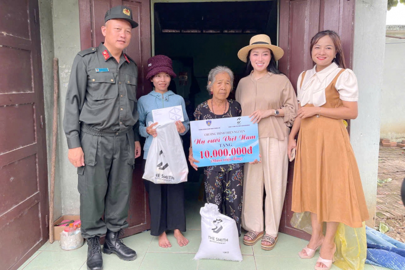 Đưa “Nụ cười Việt Nam” đến với hàng trăm gia đình ở Khánh Hòa -0