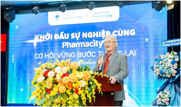 Mở rộng cơ hội nghề nghiệp cho sinh viên ngành Dược -0