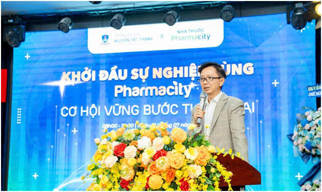Mở rộng cơ hội nghề nghiệp cho sinh viên ngành Dược -0
