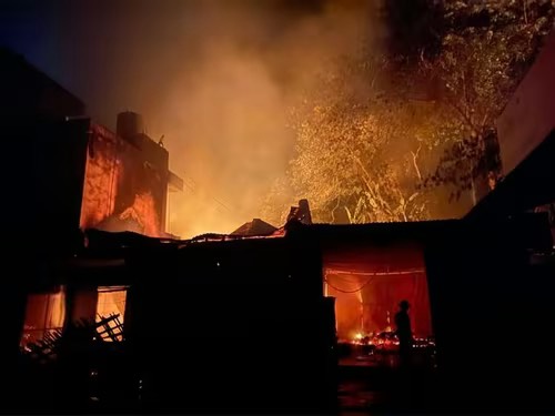 Điều tra vụ cháy ở Chợ Rã, Thái Nguyên làm 1 người đàn ông tử vong trong đêm -0