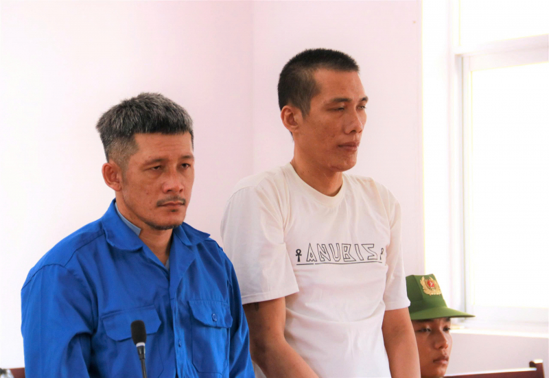 Nghi bị trộm điện thoại, hai anh em hè nhau đánh người tử vong -0