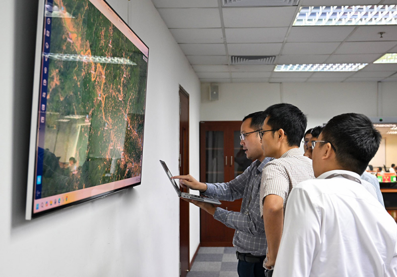 Viettel đảm bảo sóng viễn thông tại khu vực ngập lụt ở Nghệ An -0