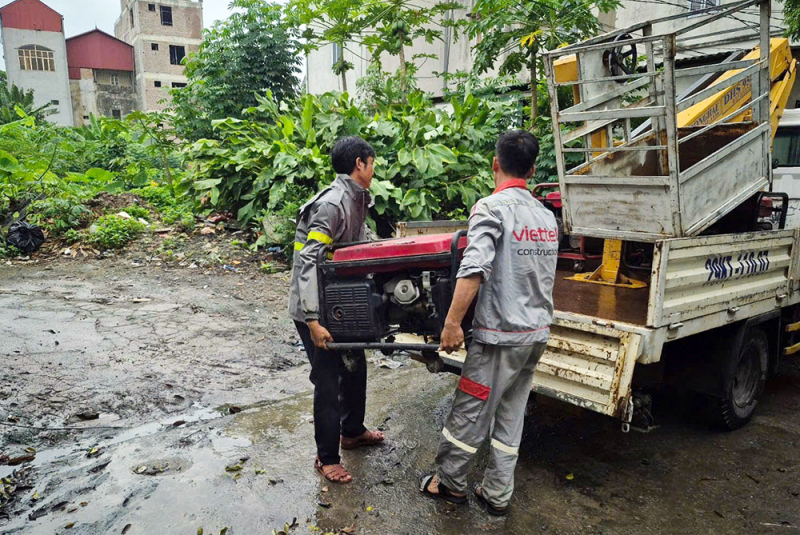 Viettel đảm bảo sóng viễn thông tại khu vực ngập lụt ở Nghệ An -1