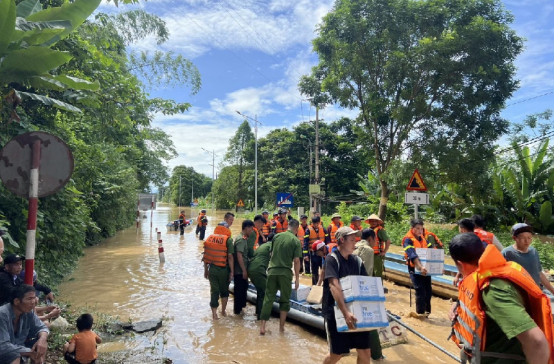 Lãnh đạo Công an tỉnh Nghệ An kiểm tra công tác phòng, chống và khắc phục hậu quả bão số 3 -0