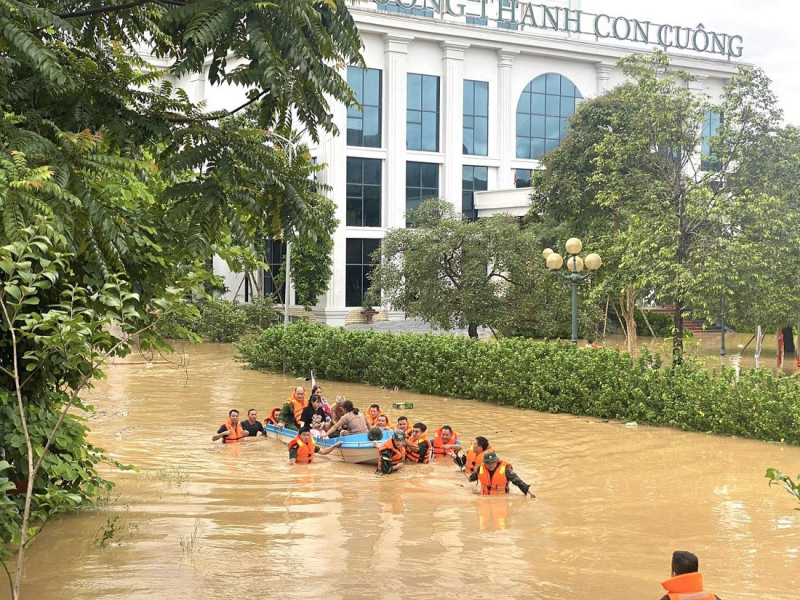 Lãnh đạo Công an tỉnh Nghệ An kiểm tra công tác phòng, chống và khắc phục hậu quả bão số 3 -0