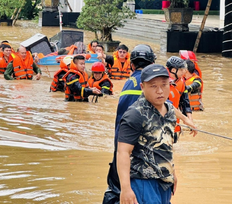 Lãnh đạo Công an tỉnh Nghệ An kiểm tra công tác phòng, chống và khắc phục hậu quả bão số 3 -0