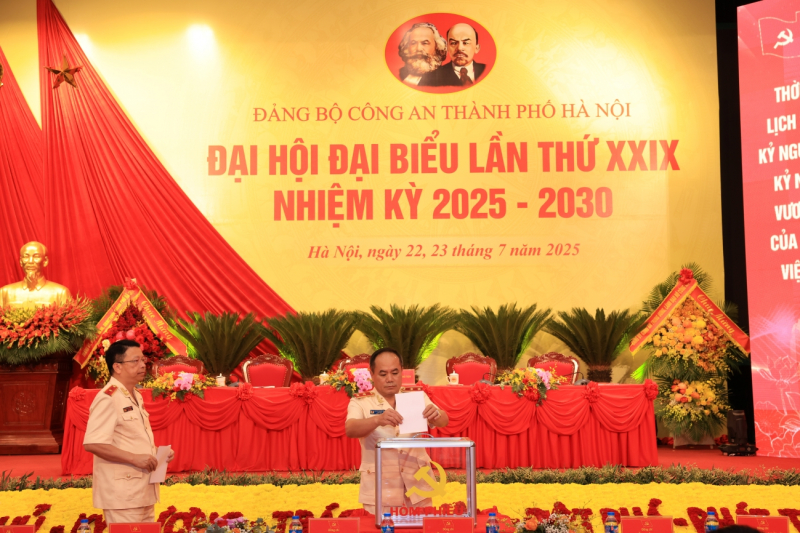 Đổi mới sáng tạo xây dựng Thủ đô xanh, sạch, hiện đại, kỷ cương, an toàn, đáng sống -1