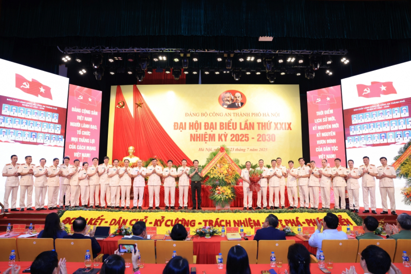 Đổi mới sáng tạo xây dựng Thủ đô xanh, sạch, hiện đại, kỷ cương, an toàn, đáng sống -0