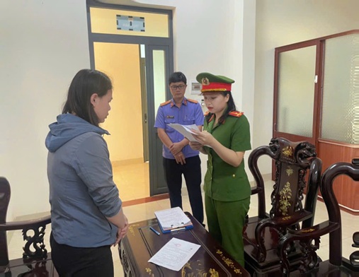 Làm giả báo cáo đánh giá tác động môi trường, thu lợi bất chính hàng tỷ đồng -0