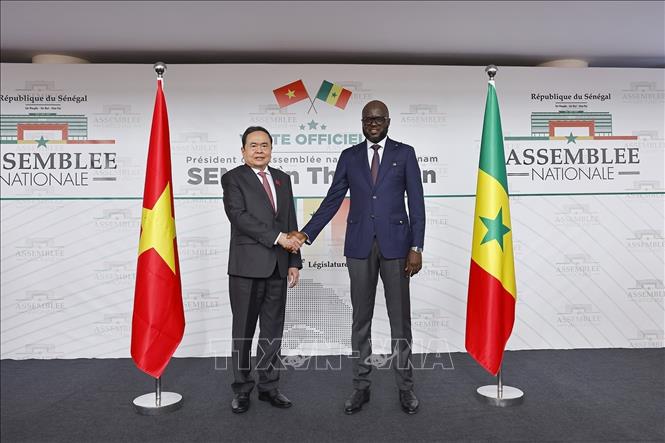 Lễ đón trọng thể Chủ tịch Quốc hội Trần Thanh Mẫn thăm chính thức Senegal -1