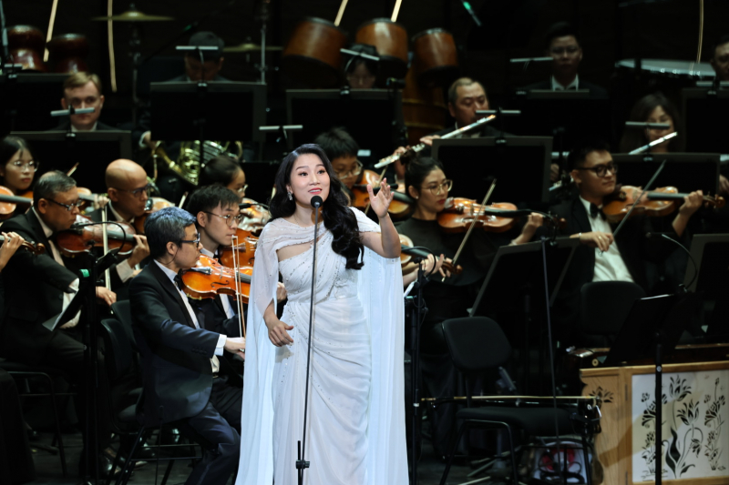 Không gian âm nhạc đặc biệt tôn vinh nhạc sĩ Hoàng Vân tại Nhà hát Hồ Gươm -0