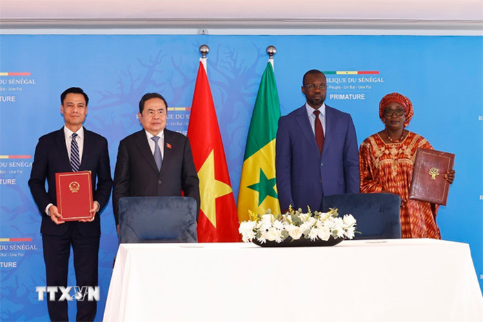 Chủ tịch Quốc hội: Việt Nam sẵn sàng phối hợp phát triển nông nghiệp với Senegal -0