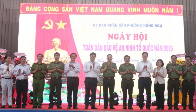 Đồng Tháp: Đẩy mạnh phong trào toàn dân bảo vệ An ninh Tổ quốc trong thực hiện chính quyền địa phương hai cấp -2
