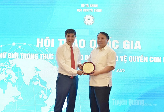 Nâng cao vai trò và đóng góp của phụ nữ trong giáo dục và thúc đẩy quyền con người -0