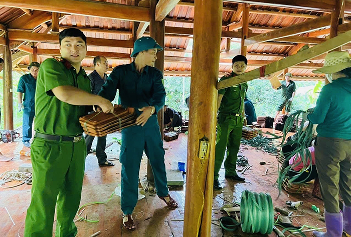 Hỗ trợ người dân di dời nhà cửa, đẩy nhanh tiến độ  đường dây 500kV -1