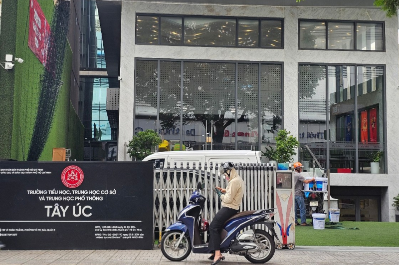 Hơn chục nghìn học sinh lớp 9 khó vào trường công mỗi năm (bài 2) -0