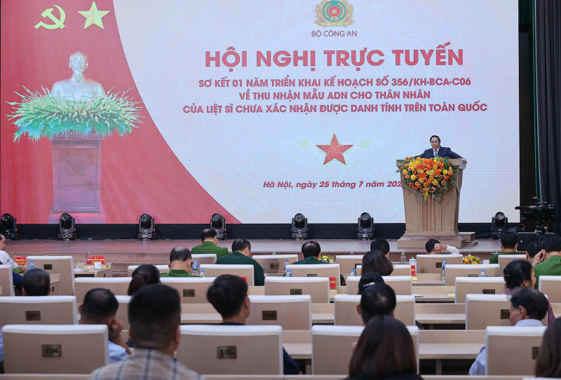 ADN là “chìa khóa” mở ra và phục hồi ký ức lịch sử cho thân nhân các gia đình liệt sĩ -0