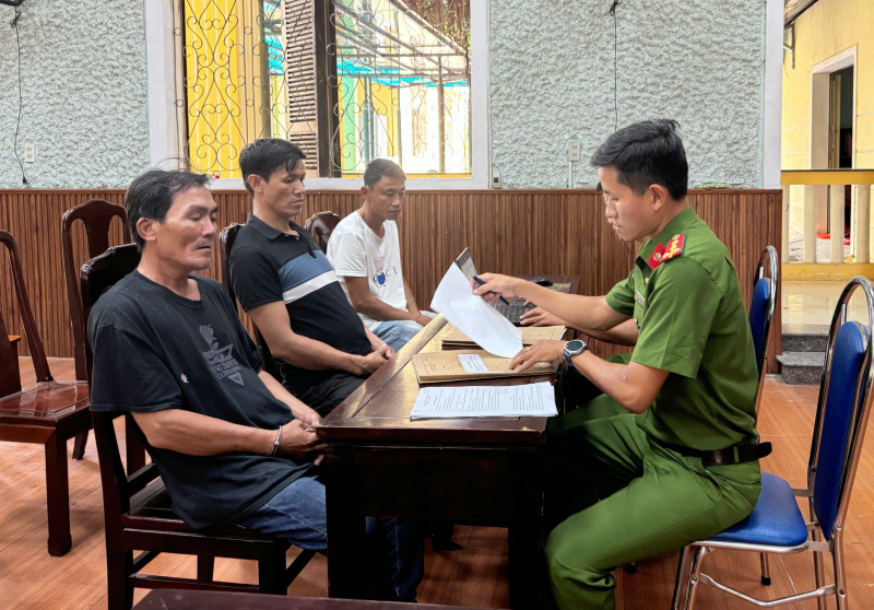 Nhóm trộm cây cảnh liên tỉnh sa lưới -0