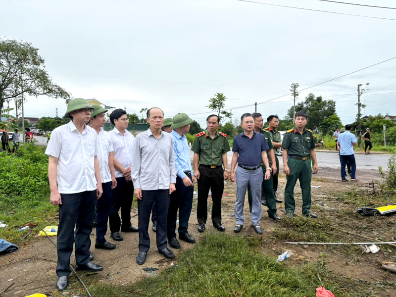 Xe khách nổ lốp trước, tài xế âm tính với ma túy và nông độ cồn -0