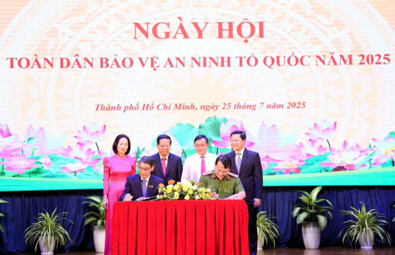TP Hồ Chí Minh có “thế trận lòng dân” vững chắc -0