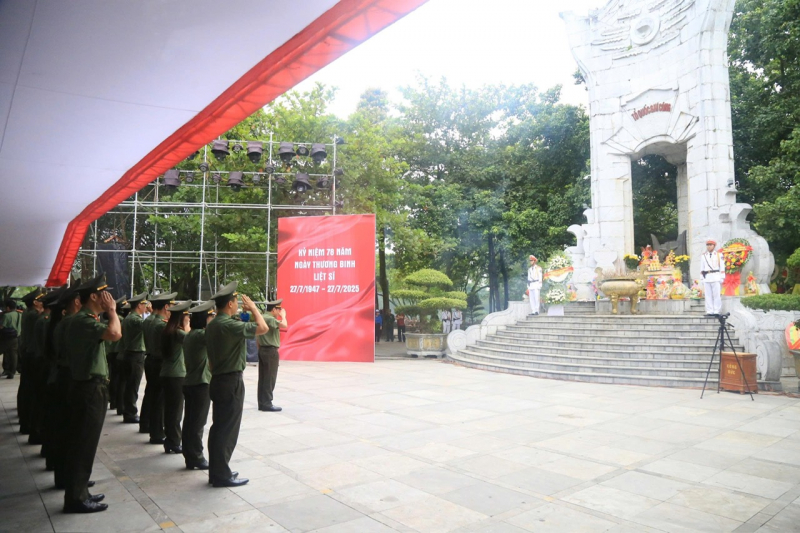 Công an các đơn vị, địa phương tri ân nhân ngày Thương binh, Liệt sĩ -0