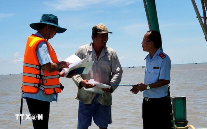 Thủ tướng cảnh báo trách nhiệm người đứng đầu nếu để tái diễn vi phạm IUU -0