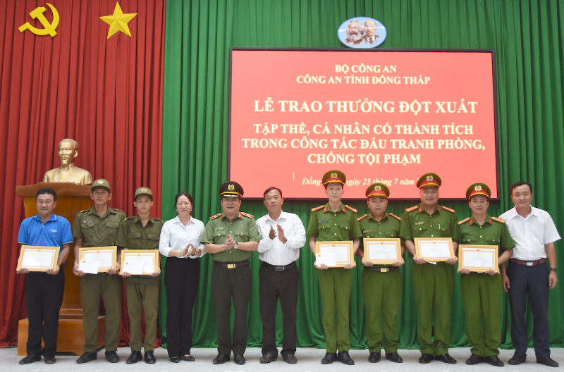 Đồng Tháp: Công an xã liên tiếp lập công, giữ vững bình yên ở cơ sở -0