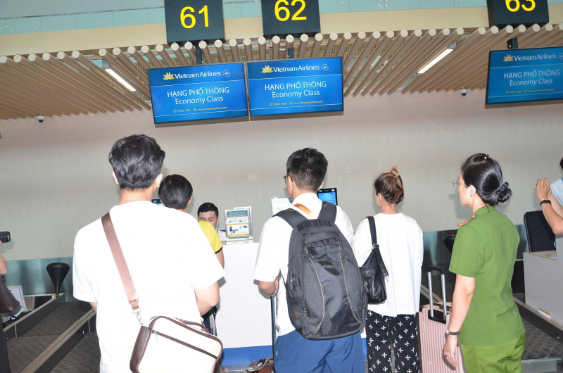 Triển khai ứng dụng nhận diện sinh trắc học tại Cảng hàng không quốc tế Tân Sơn Nhất -1