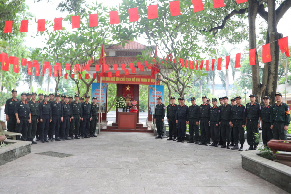 Công an các đơn vị, địa phương tiếp tục tri ân nhân ngày Thương binh - Liệt sĩ -0