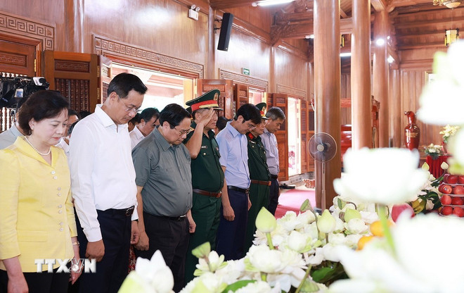 Thủ tướng: Quảng Trị cần tiếp tục phát huy truyền thống cách mạng hào hùng -0