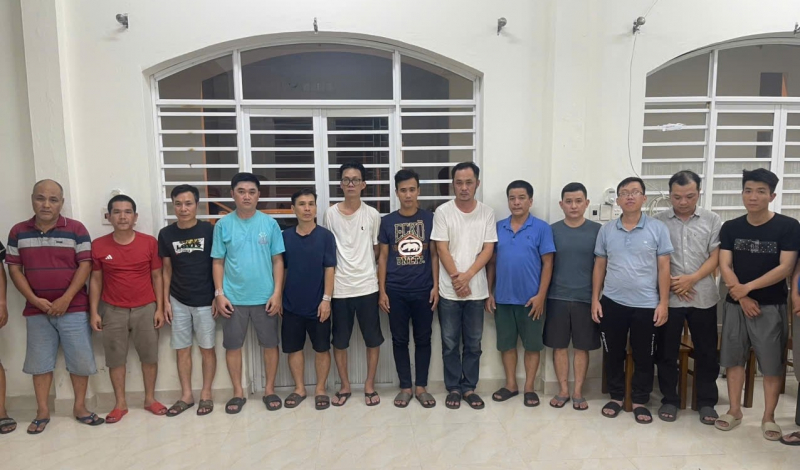 Khởi tố thêm 14 đối tượng trong đường dây đánh bạc quy mô lớn -0