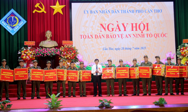 Phong trào Toàn dân bảo vệ An ninh Tổ quốc tại Cần Thơ ngày càng đi vào chiều sâu và lan toả -2