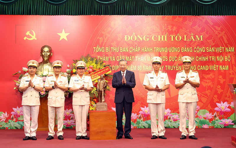 Tổng Bí thư Tô Lâm thăm và gặp mặt thân mật CBCS Cục An ninh chính trị nội bộ -0