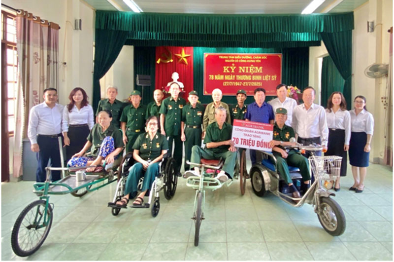 Agribank tri ân thương binh liệt sĩ, người có công với cách mạng nhân dịp 27/7 -0