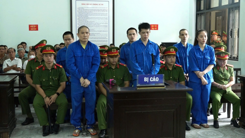 6 bị cáo trong đường dây ma bán ma túy “công nghệ cao” lãnh án -0