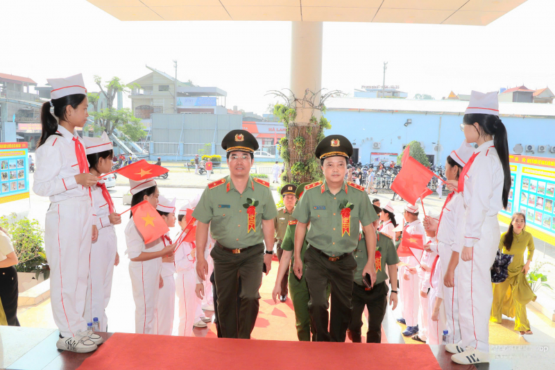 Tưng bừng Ngày hội “Toàn dân bảo vệ an ninh Tổ quốc” tại tỉnh Quảng Ninh -0
