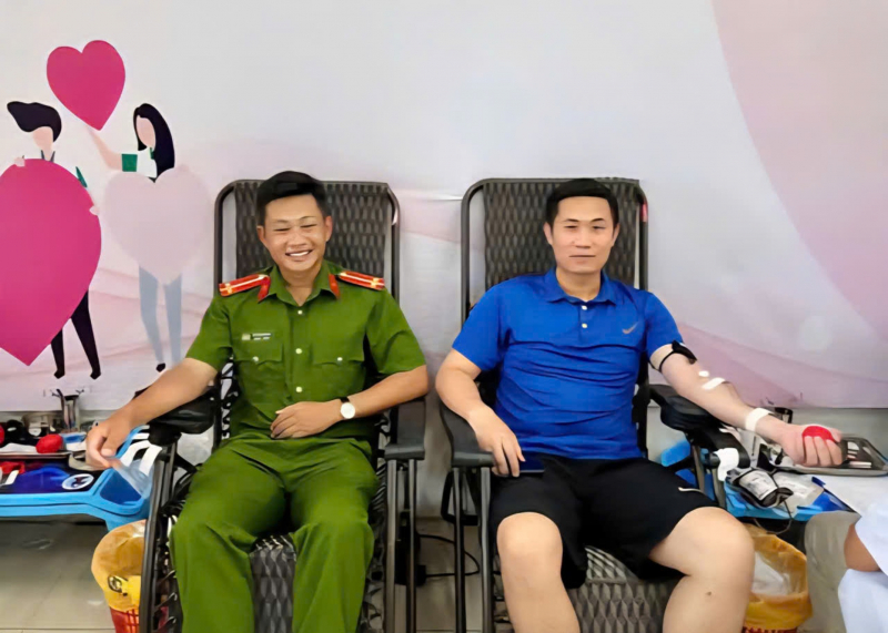 Những giọt hồng ân tình, lan toả giá trị sống vì cộng đồng -0