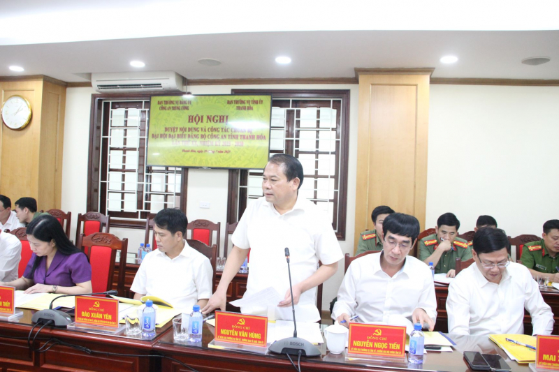 Thượng tướng Lê Quốc Hùng duyệt Đại hội Đảng bộ Công an tỉnh Thanh Hóa -0