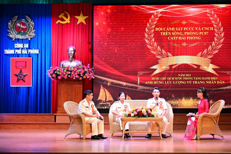 Công an Hải Phòng vinh danh 100 gương điển hình tiên tiến  -0