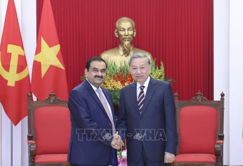 Tổng Bí thư Tô Lâm tiếp Chủ tịch Tập đoàn Adani Ấn Độ