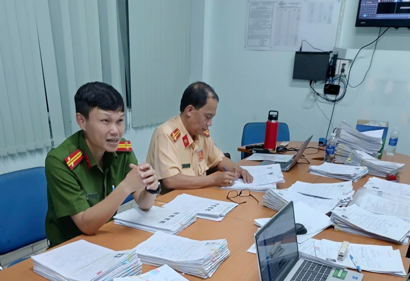 Tại sao TP Hồ Chí Minh tổ chức thi sát hạch lái xe tới khuya? -3
