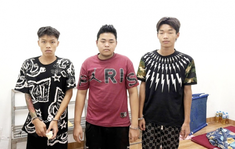 Nhóm cướp tuổi 