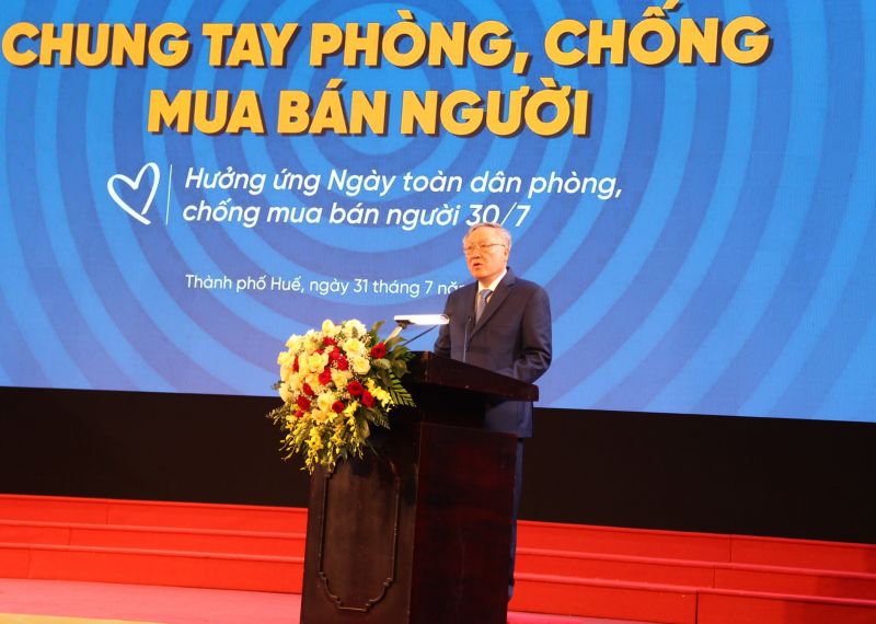 Tội phạm mua bán người có xu hướng chuyển dịch sang không gian mạng, sử dụng công nghệ cao để dụ dỗ nạn nhân -0