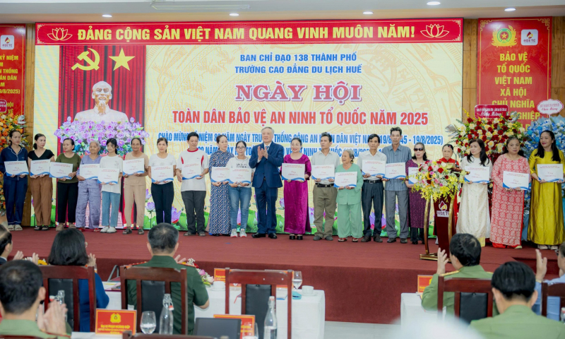 Tập trung xây dựng thế trận an ninh nhân dân, thế trận lòng dân vững chắc -0