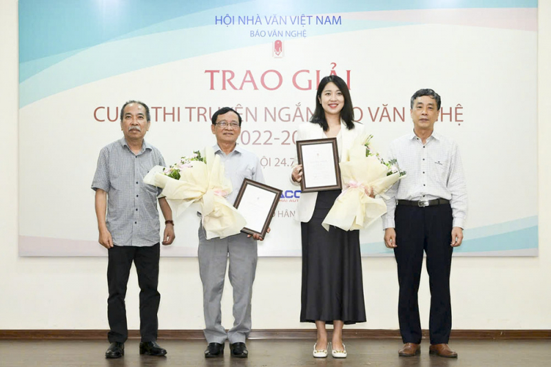 Giải thưởng truyện ngắn và những khoảng trống thẩm mỹ -0