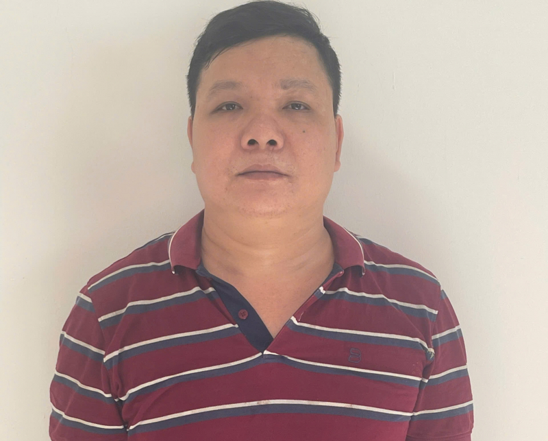 Mâu thuẫn đòi nợ, đâm hàng xóm 19 nhát dao -0