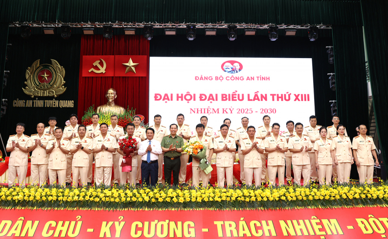 Tuyến đầu thầm lặng, điểm tựa bình yên -0