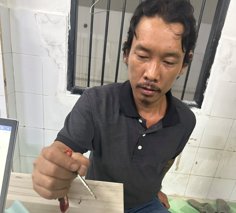 Đã vi phạm nồng độ cồn còn tấn công Đại úy Cảnh sát giao thông -0