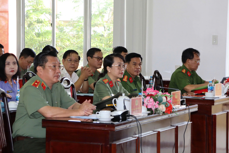 Công an Đồng Tháp chủ động nhận diện tội phạm, đảm bảo an toàn tuyệt đối đại hội Đảng các cấp -1